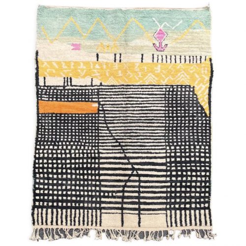 Tapis berbere boujaad avec des motifs abstraits en forme de quadrillage.