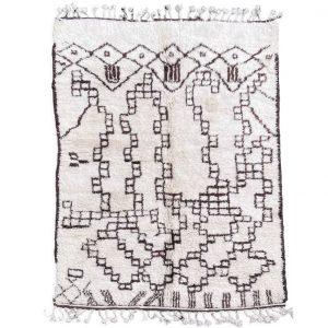 Tapis Contemporain Berbère Beni Ouarain, de couleur Noir et Blanc avec des motifs géométriques traditionnels