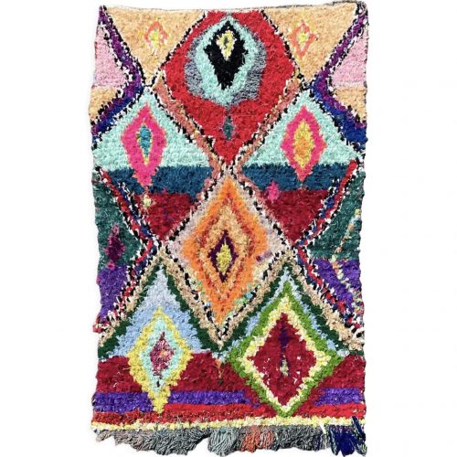 Tapis Berbere Boucheruite avec des losanges traditionnels marocains multicolore.