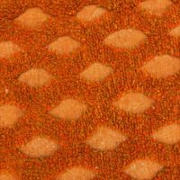 Détail du tissage artisanal d'un tapis berbère moderne en laine naturelle.