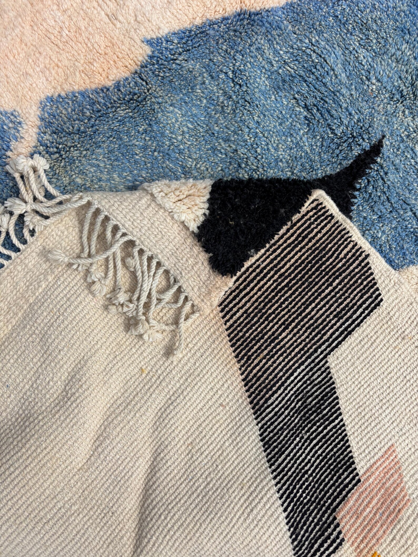 il_1588xN7211599171_kjybjpg - Les Losanges Détail 6 du tapis berbère Composition Libre en laine naturelle, motifs abstraits multicolores